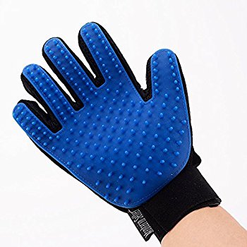 Deshedding Glove